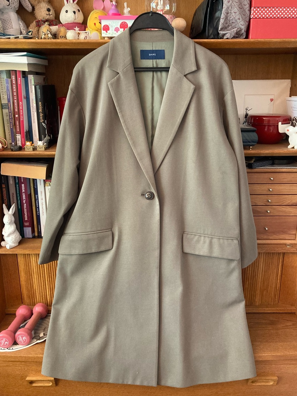 Upscale Japanese brand “Ships” long jacket